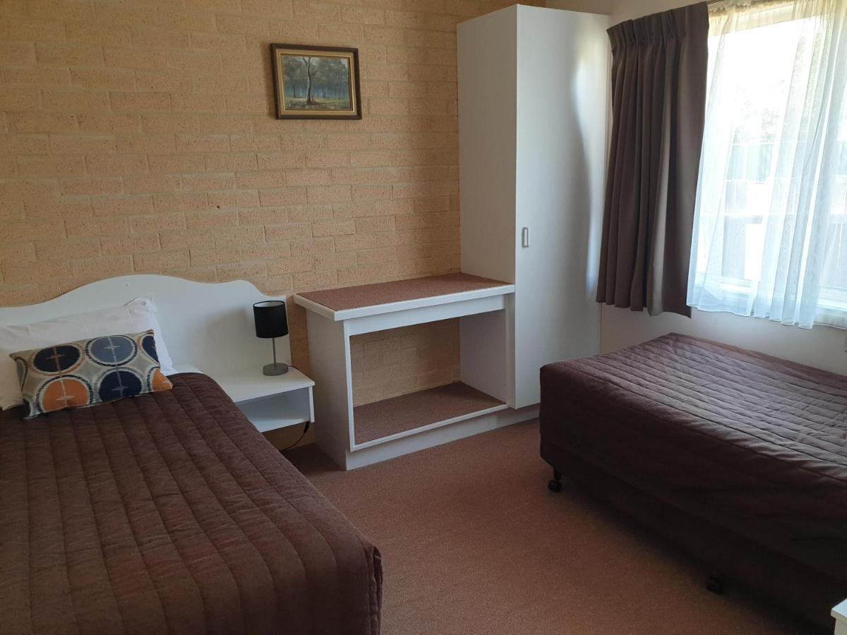 Blayney Central Motel Exterior photo